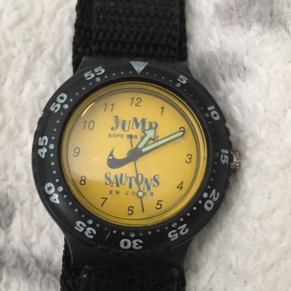 Vintage Nike Jump Rope for Heart Watch with Velcro Stap, Youth Size - Picture 9 of 10